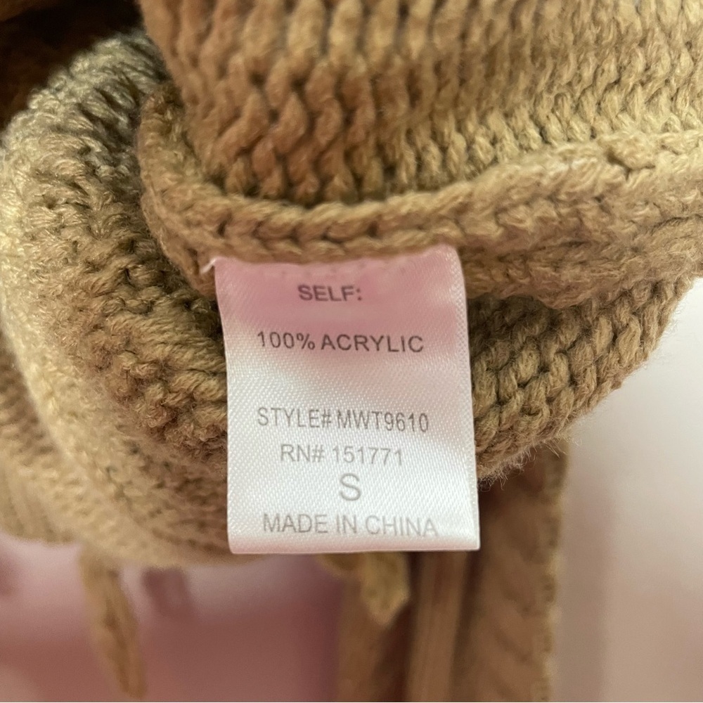 Altar’d State | Distressed Cable Knit Tan Cropped Sweater - Picture 7 of 7
